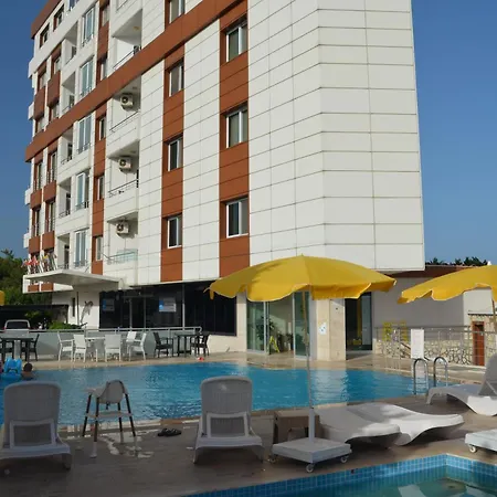 Hotel Denizkumu 3*